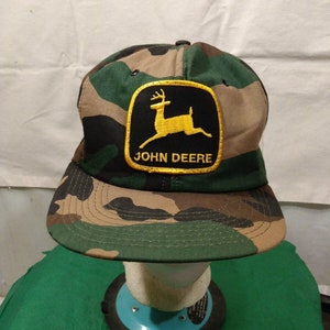 Vintage JOHN DEERE Camo Patch Trucker SnapBack Hat USA