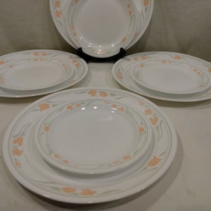 Corelle by Corning SUMMER BLOSSOMS 4 Salad Plates 4 Dinner White Pink Green USA