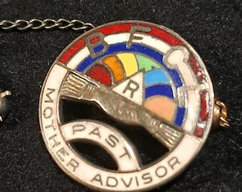 Pedido BFCL 925 Arco-íris para meninas ~ Broche de lapela com martelo pendurado para ex-conselheira de mãe