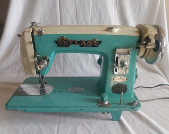Vintage ATLAS Deluxe Precision Portable Sewing Machine No