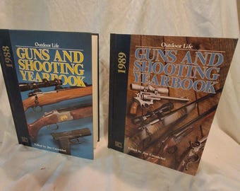Lote de 4 exemplares do Anuário Vintage Outdoor Life Guns & Shooting, capa dura, 1ª edição.