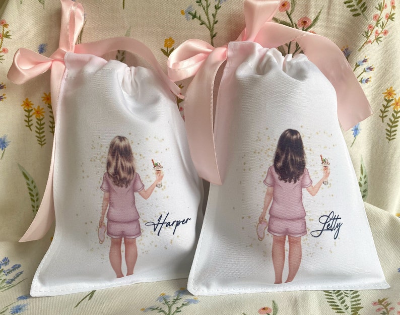 Personalised bag ideal for sleepovers weddings pyjamas party pj flower girls gift idea girl kids childrens present image 3