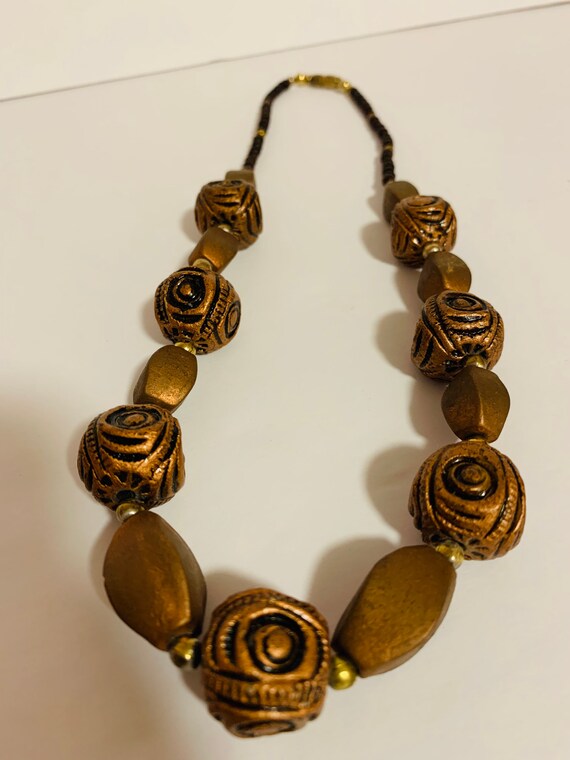 Tribal design copper look beaded necklace with sc… - image 7