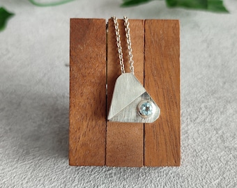 Kinetic blue Topaz ans Sterling Silver pendant // Fidget Pendant with magnets // Spinner Topaz Necklace