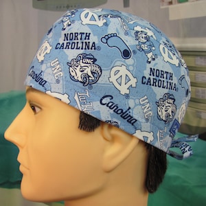 Gorro quirúrgico para hombre UNC Tossed imagen 2