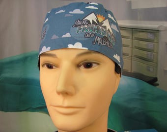 Gorro quirúrgico para hombre "Montañas que salen de un grano de arena"