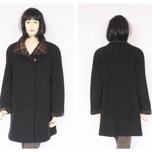 Black Wool vintage coat Winter coat Long coat Warm coat Retro coat Women coat Overcoat Outwear coat Khaki  wool coat Size medium German