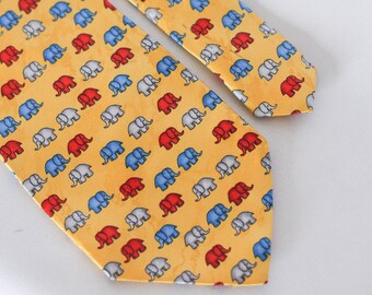 Elephant tie Men's tie Yellow tie Animals tie Nature print African animals Animal lover gift  Necktie for man Fashion tie