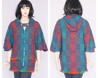 Vintage poncho Gebreide poncho wollen overjas warme jas herfst jas vrouwen poncho one size jas kleurrijke jas gebreide poncho geruite jas trui