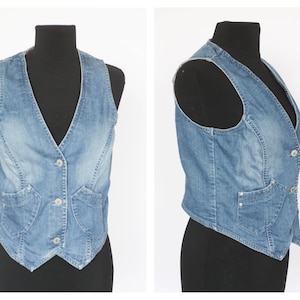 Vintage denim vest Womens vest Blue vest 90s denim Jeans vest Cotton vest vintage waistcoat Size medium Sleeveless top Jean jacket