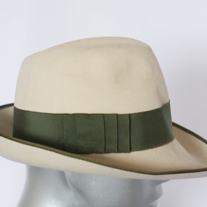 Beige fedora hat Size medium 57 Men&#39;s fedora Tan fedora Retro hat Felt fedora Classic fedora Hat for men Homburg hat Man boho hat Feathers