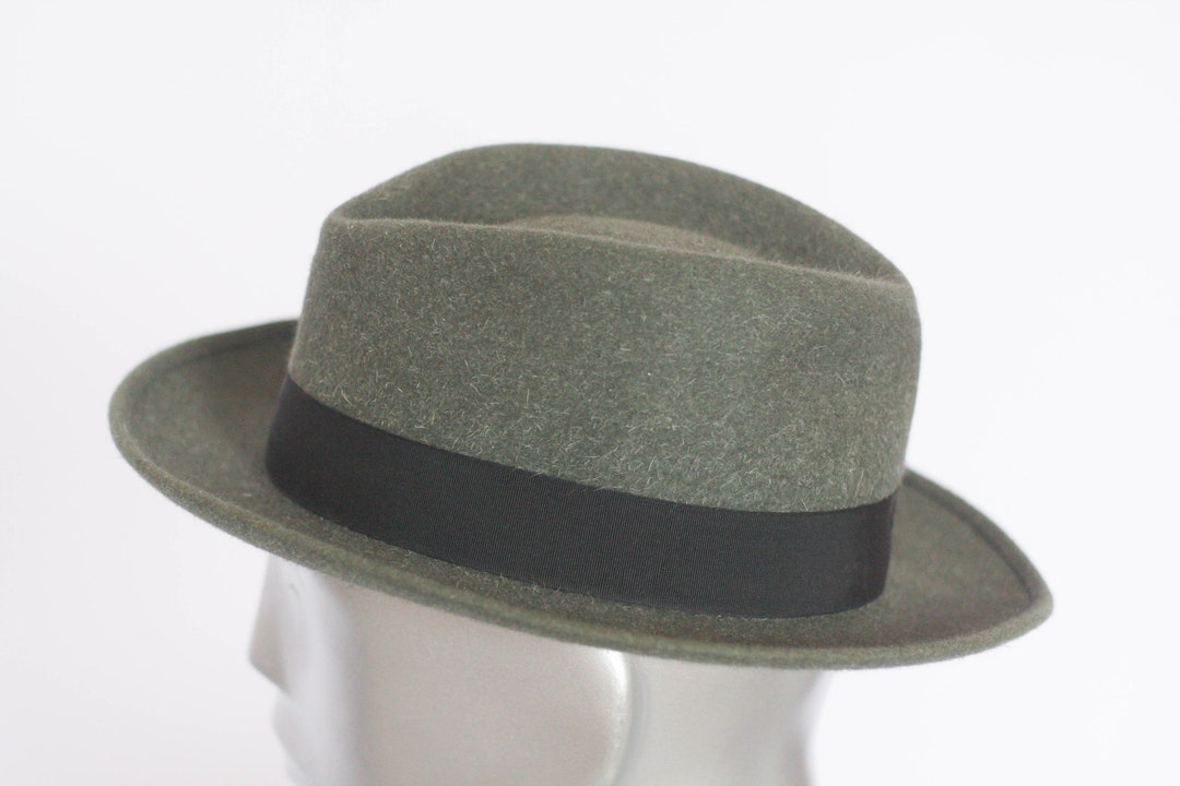 Stylish Wool Fedora Hats with Decorative Bands for Men