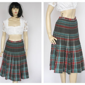 Very warm skirt Winter skirt Wool skirt Plaid skirt Vintage skirt Tartan skirt Pleated skirt Kilt skirt Punk skirt Checkered