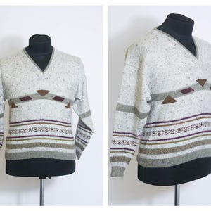 Vintage V neck sweater Wool sweater Mens sweater  Knit sweater Warm sweater Grandpasweater Grandfatger Sweater 90s knitwear fitted