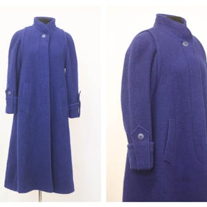 Cobalt blue  Wool vintage coat Winter coat Felt coat Warm coat Retro coat Women coat Overcoat Outwear coat Size small Long coat Wool trench