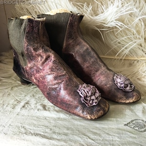 Early 19th. Century French Leather Purple Violet Shoes Boots
