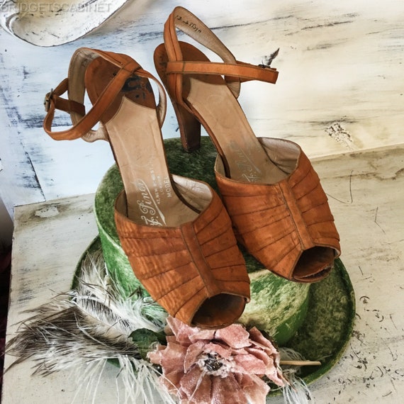 Original 1920 ' s Flapper chaussures Gatsby Charleston Pinnet F. | Vendant Bien Partout Dans Le Monde
Original 1920 ' s Flapper chaussures chaussures chaussures Gatsby Charleston Pinnet F. | Vendant Bien Partout Dans Le Monde
3292b6