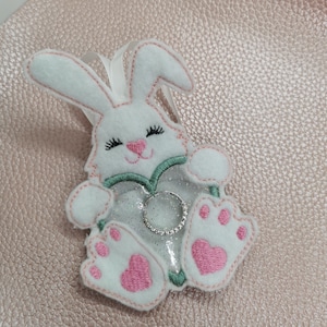 ITH Bunny Peekaboo Heart Tummy Treat Bag Holder Easter Valentines Favour Candy Sweet Chocolate Ornament Rabbit Belly Stuffed In the hoop