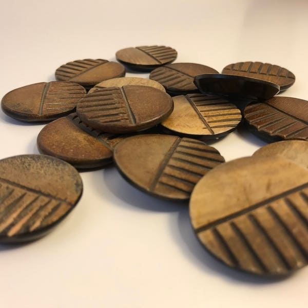 2 sizes Natural Horn Buttons