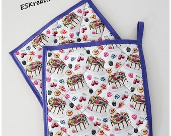 Topflappen-Set mit Kuchen-Motiven / Geschenk für Hobbyköche 2-teilig