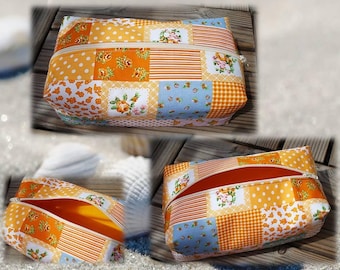 MAKE-UP/UTENSILS BAG / COSMETIC BAG