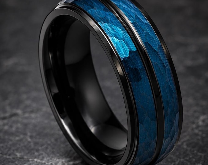 Custom Engraved Wedding Band, Blue & Black Hammered Tungsten Ring 8mm, Two Tone Men's Ring, Personalized Promise Ring, Comfort Fit Gift