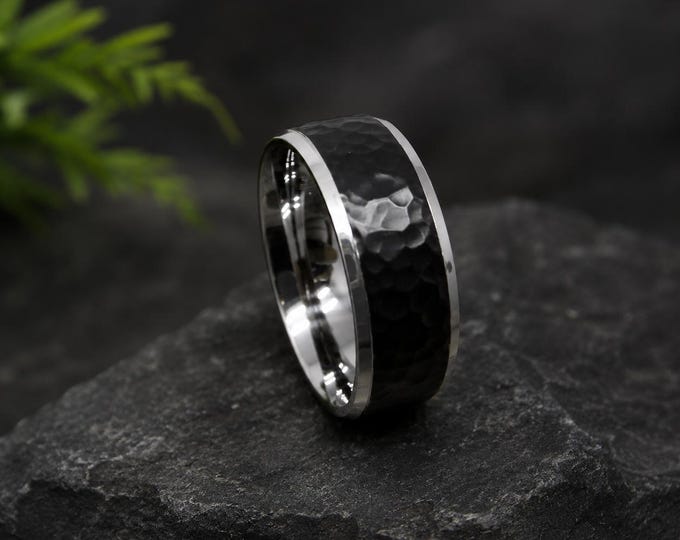 Personalized Hammered Black Titanium Wedding Band, Custom Engraved Ring, Matte Comfort Fit Promise Ring, Anniversary Groom Wedding Band
