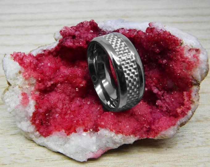 Custom Engraving  - 8mm Tungsten Carbide Low Beveled Edge with Gray Carbon Fiber Inlay Wedding Band Ring for Men Or Women