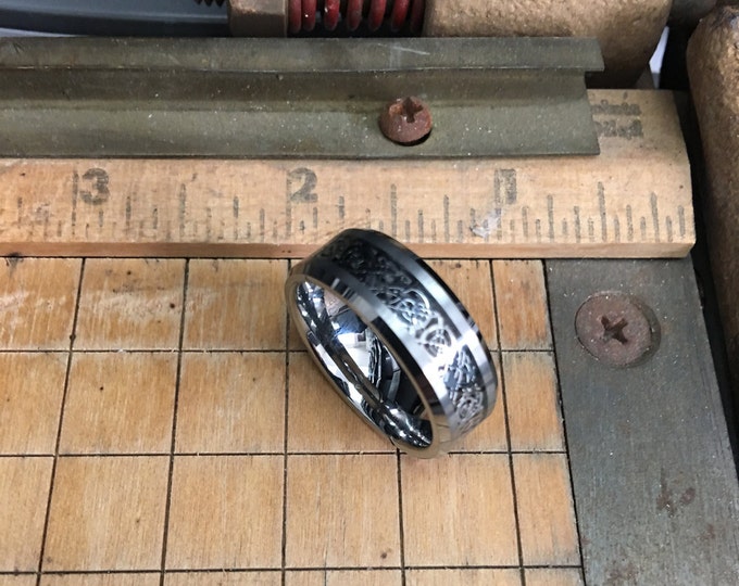 Personalized Tungsten Celtic Ring, 8mm Black Carbon Fiber Inlay Band, Engraved Men's Wedding Ring, Custom Jewelry Anniversary Gift