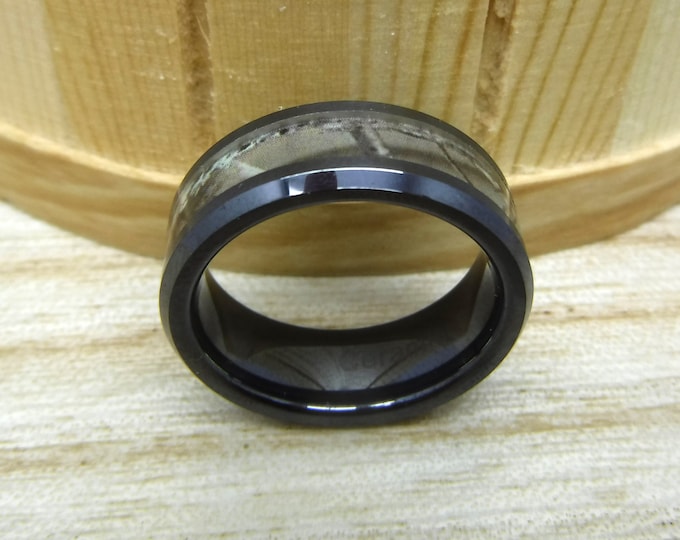 Black Ceramic Camo Ring, Forest Hunter Inlay Wedding Band for Men & Women, Custom Engraved Dainty Ring, 8mm Beveled Ring Personalized Gift