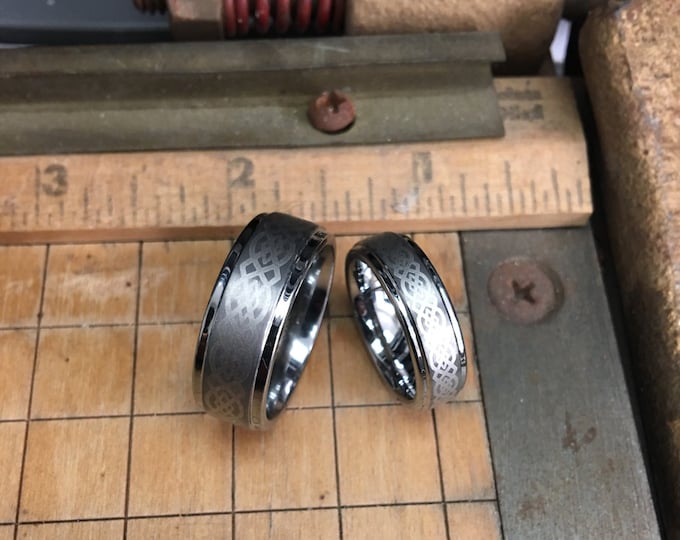 Tungsten Ring Set, Custom Celtic Knot Ring, 8mm/6mm Step Edge Wedding Bands, Engraved Tungsten Carbide Promise Rings, Couple Engagement Set