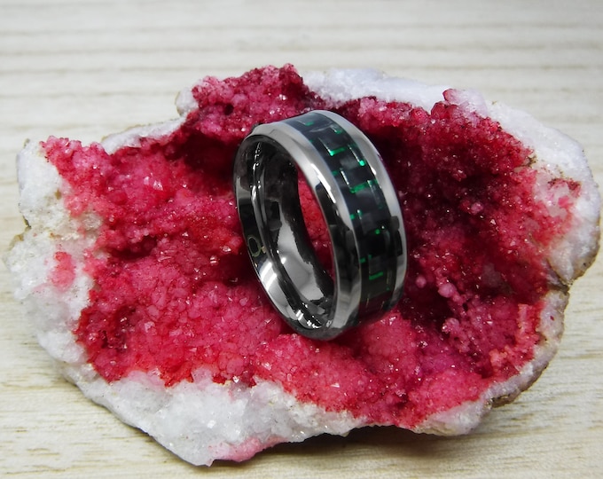 8mm Beveled Edge Ring with Green Carbon Fiber Inlay, Custom Titanium Wedding Band, Personalised Engraving Unisex Durable Commitment Band