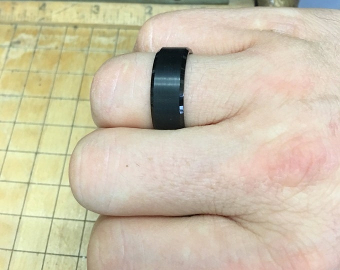 Personalized Tungsten Wedding Band, 6mm Beveled Black Plated Ring, Brushed Finish & Custom Laser Engraving Ring, Mens Jewelry Gift