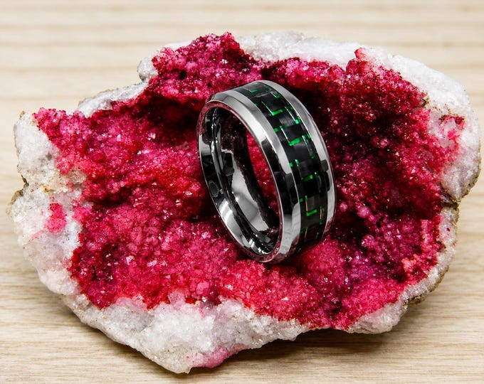 8mm Titanium Wedding Band, Beveled Edge, Green Carbon Fiber Inlay, Custom Engraving