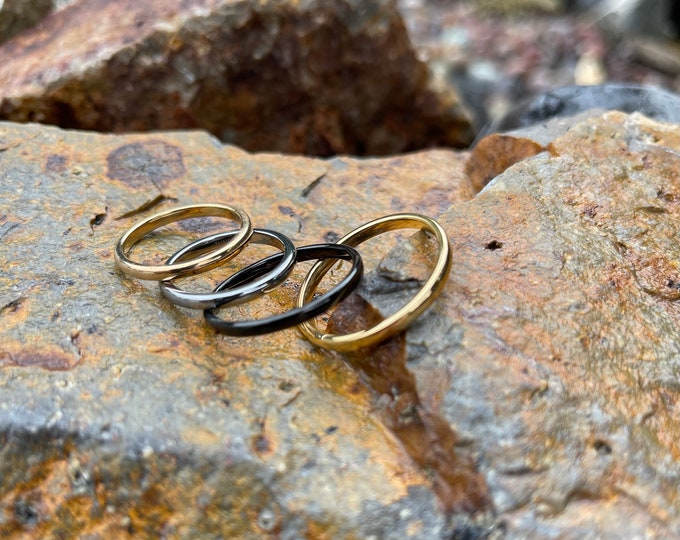 Custom 2mm Tungsten Carbide Ring, Scratch-Resistant Wedding Band for Him or Her, Hypoallergenic Minimalist Ring Jewelry for Couple Parties