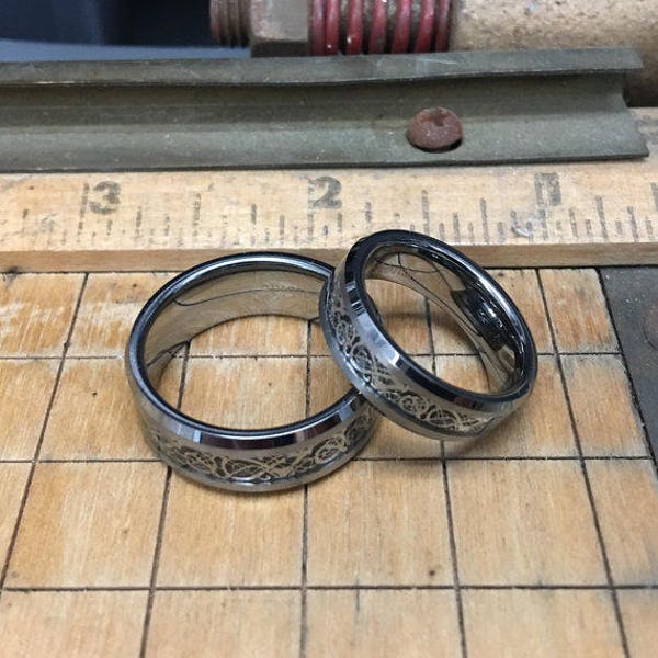 Custom Engraving - His & Hers - 8mm/6mm Tungsten Carbide Celtic Knot Dragon Design over Black Carbon Fiber Inlay Wedding Band Ring Set