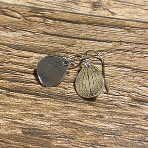 Pendientes de plata de ley con pétalos delicados - Pendientes de plata con pétalos de hortensia - Pendientes de plata con pétalos de hortensia - Pendientes de plata delicados