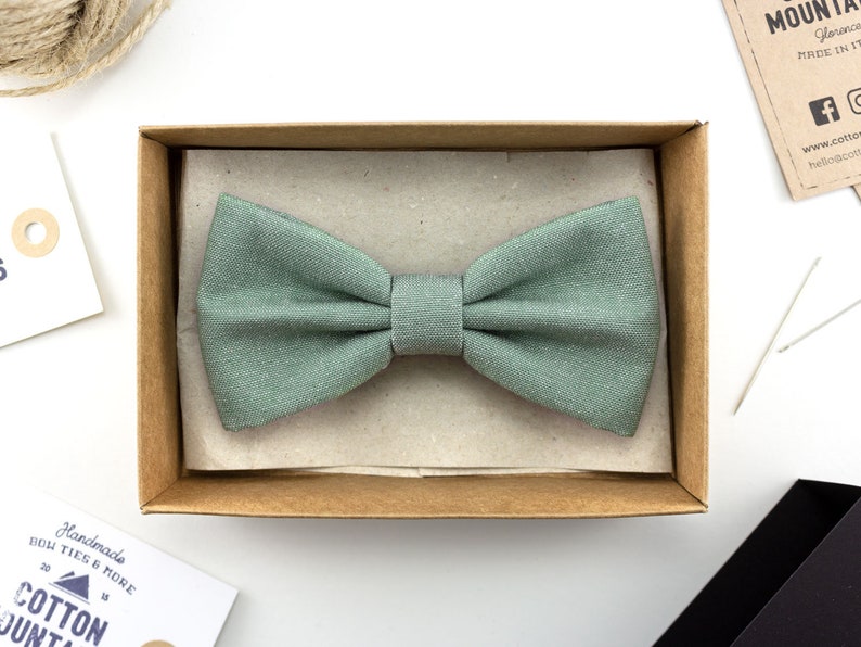 Sage green bow tie for men silver sage wedding bow tie Etsy