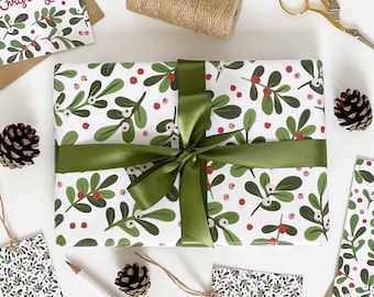Christmas WHITE Mistletoe Recyclable Wrapping Paper Set - WHITE Eco Friendly Gift Wrap & Tags