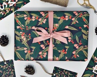 Christmas GREEN Recyclable Wrapping Paper Set - DEEP GREEN Eco Friendly Gift Wrap & Tags