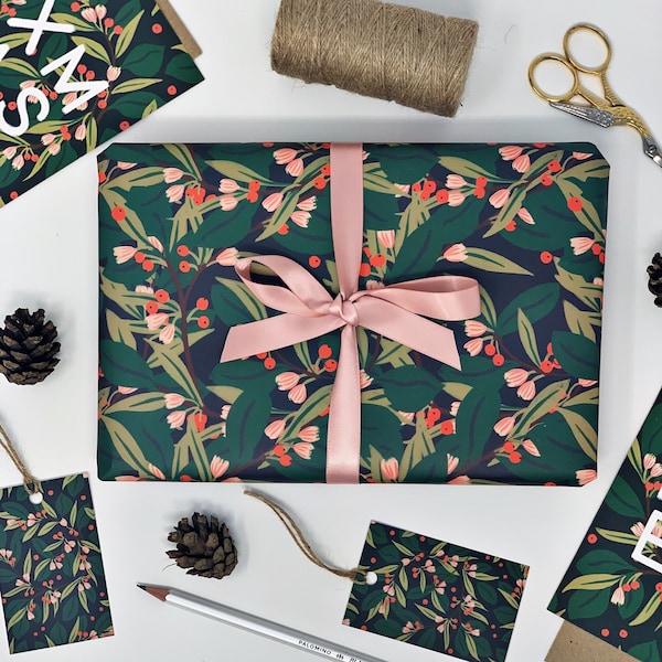 Christmas GREEN Recyclable Wrapping Paper Set - DEEP GREEN Eco Friendly Gift Wrap & Tags