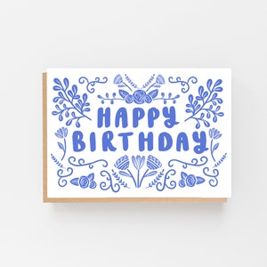 Alles Gute zum Geburtstag Karte | Volksblau | Folkloreblaue Vintage-Geburtstagskarte mit Blumenmuster: Fügen Sie Ihrer Feier einen Hauch von Authentizität hinzu