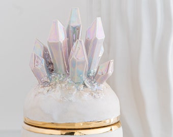 Aura Prism Crystal Jewelry Box | Handmade ceramic crystal jewelry box for an elegant and artistic way to store your precious jewelry