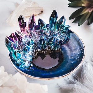 6 Aura Andromeda Crystal Dish Handmade ceramic crystal dish for a unique and elegant jewelry holder image 1