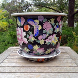 Vintage X LARGE Chinese CACHE POT Famille Rose Butterflies Black Planter & Saucer Chinoiserie As Is www.etsy.com/shop/K1VINTAGE