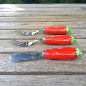 VIntage Mini SPREADERS Condiment Knife Forks Japan Ceramic STRAWBERRY Handles Stainless Blades As Is www.etsy.com/shop/K1VINTAGE