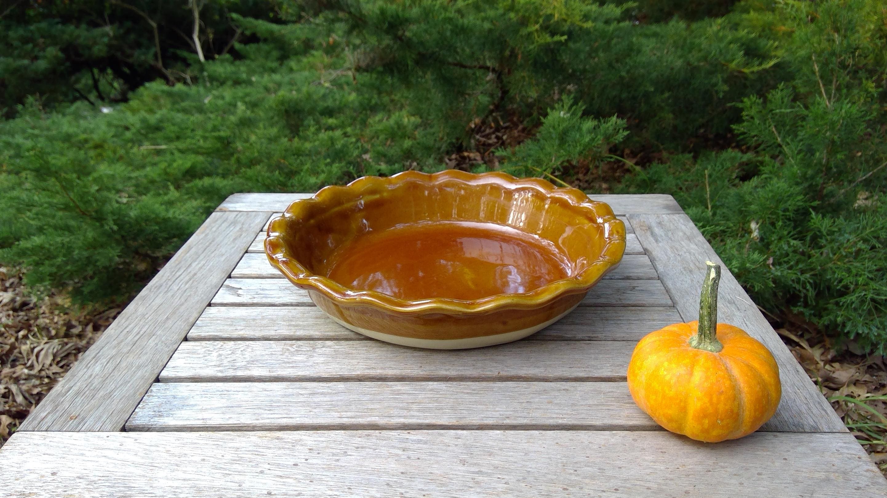 Rare Vintage Emile Henry PIE Plate Dish Artisan CARAMEL Pumpkin