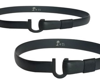 Men's Matte Black Titanium Hook Bracelet