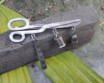 Sterling Silver Sewing Scissors Brooch: Movable Charms Pin