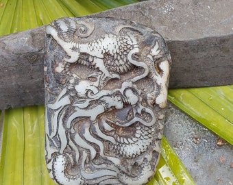 Carved Chinese Jade Dragon Figurine - Vintage Collectible Pendant - Focal Bead - Excellent Condition